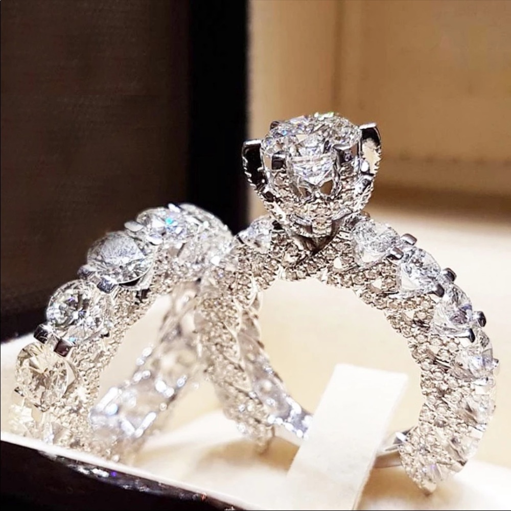 New Round Cut 925 Silver Wedding Engagement Ring - Picture 2 of 2